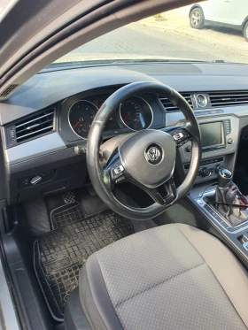 VW Passat 1.6TDI NAVI 120 к.с., снимка 6