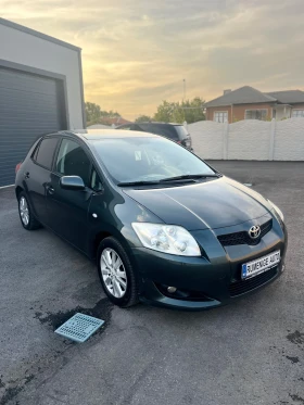     Toyota Auris 2.0D4D EXECUTIVE KEY-LESS 