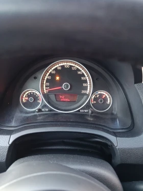 VW Up - 3950 € / 7725.53 лв. - 72944756 11