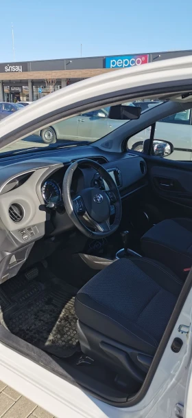 Toyota Yaris - 12500 € / 24447.88 лв. - 71228434 12