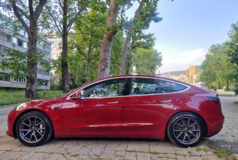 Tesla Model 3 4x4 Европейска! Long Range, снимка 9 - Автомобили и джипове - 45753742