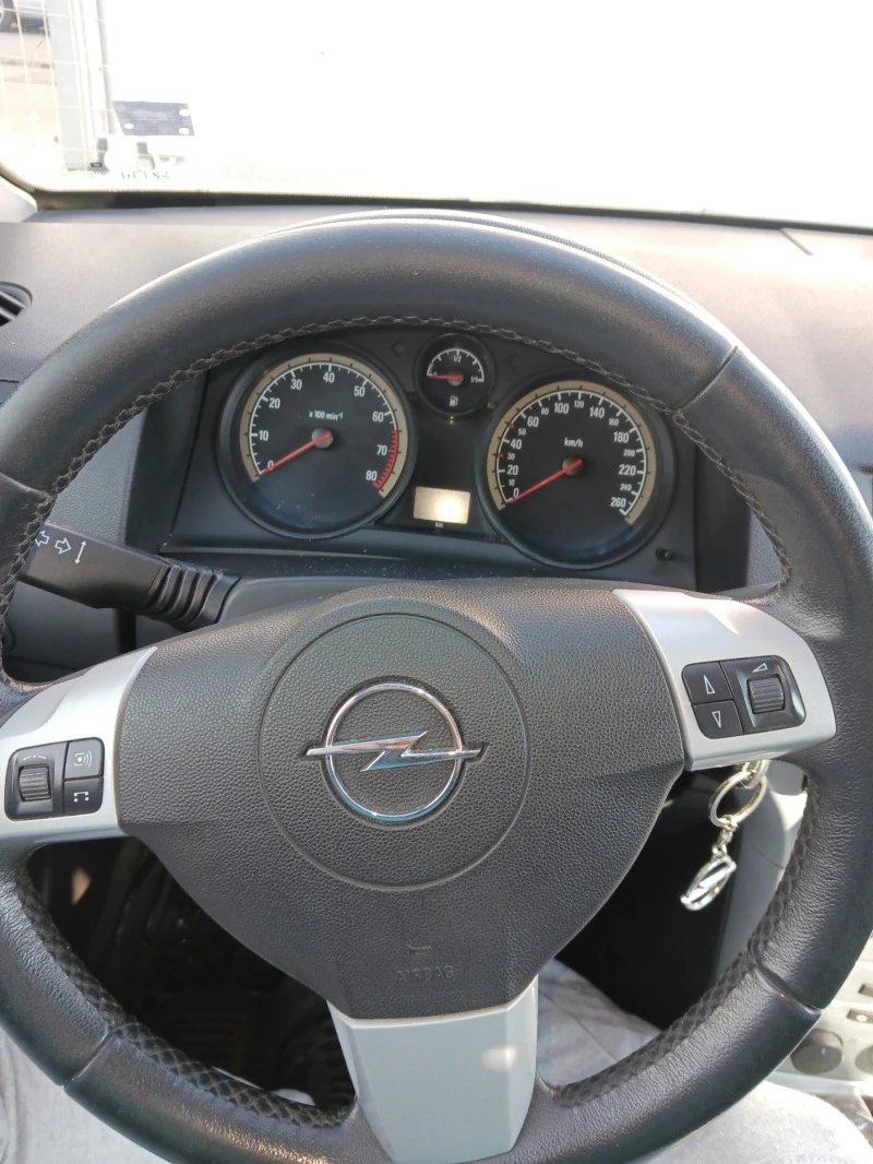 Opel Astra 1.4 90к.с, снимка 5 - Автомобили и джипове - 47135769