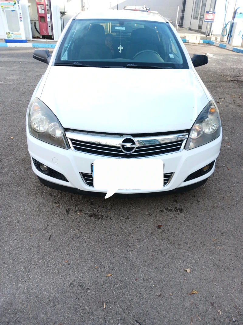 Opel Astra 1.4 90к.с, снимка 2 - Автомобили и джипове - 47135769