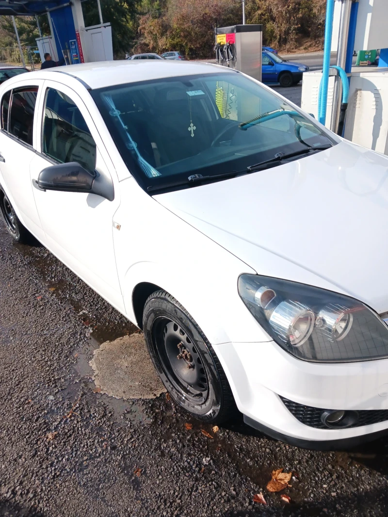 Opel Astra 1.4 90к.с, снимка 13 - Автомобили и джипове - 47135769