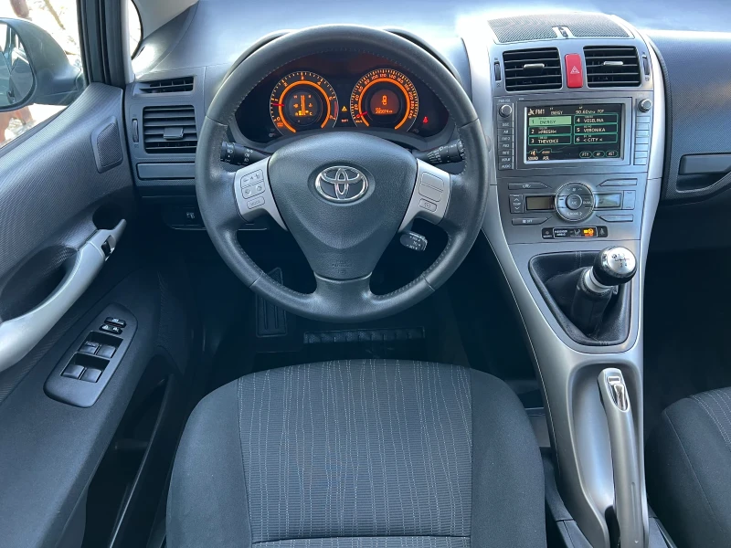 Toyota Auris 2.0D4D EXECUTIVE KEY-LESS ГЕРМАНИЯ, снимка 14 - Автомобили и джипове - 47039226