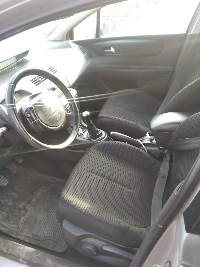 Citroen C4 1.6HDI, снимка 4 - Автомобили и джипове - 47125641