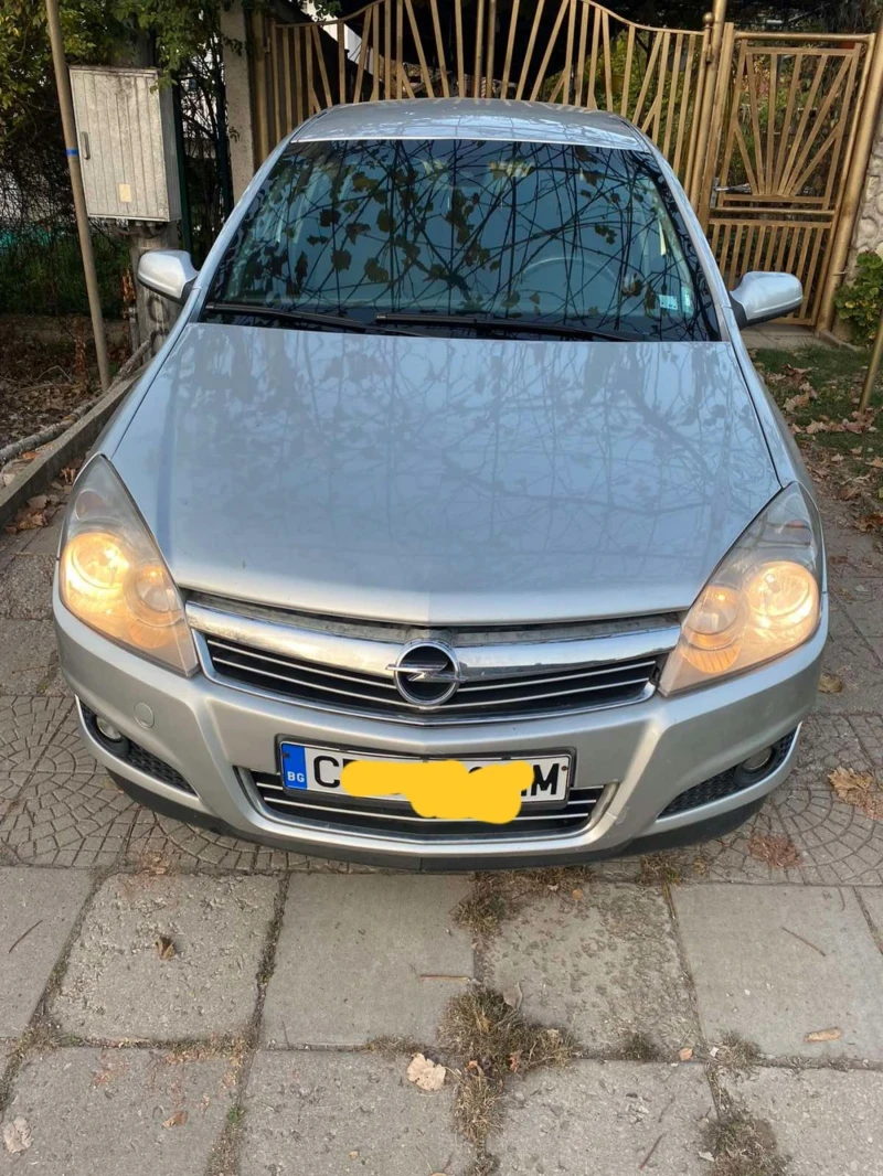 Opel Astra 1.6, снимка 9 - Автомобили и джипове - 48352151