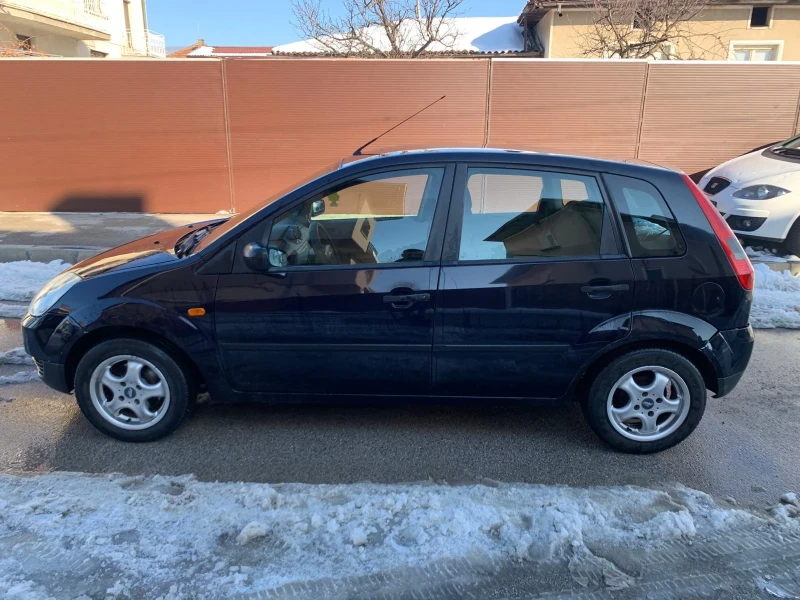 Ford Fiesta 1.3 Бензин 51kW, снимка 8 - Автомобили и джипове - 48721059