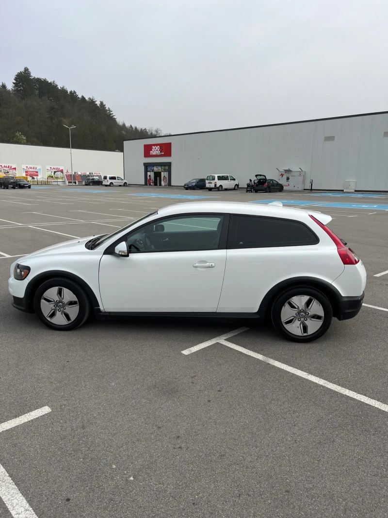 Volvo C30 1.6 HDI, снимка 4 - Автомобили и джипове - 48807786