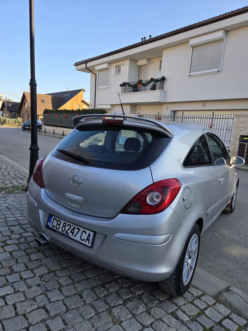 Opel Corsa 1.3tdci Euro4 2007, снимка 5 - Автомобили и джипове - 52804025
