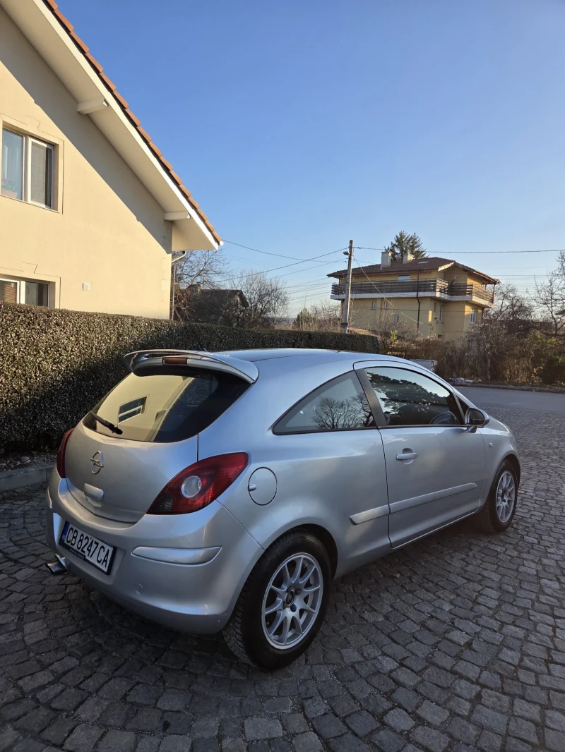 Opel Corsa 1.3tdci Euro4 2007, снимка 7 - Автомобили и джипове - 52804025