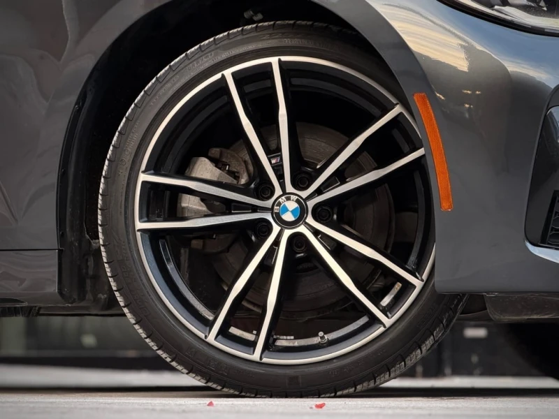 BMW 330 * i xDrive M SPORT EDITION| ACCIDENT FREE| SERVICE, снимка 17 - Автомобили и джипове - 53044947