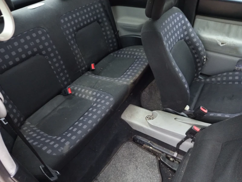 VW New beetle 2.0 115к.с, снимка 7 - Автомобили и джипове - 53203445