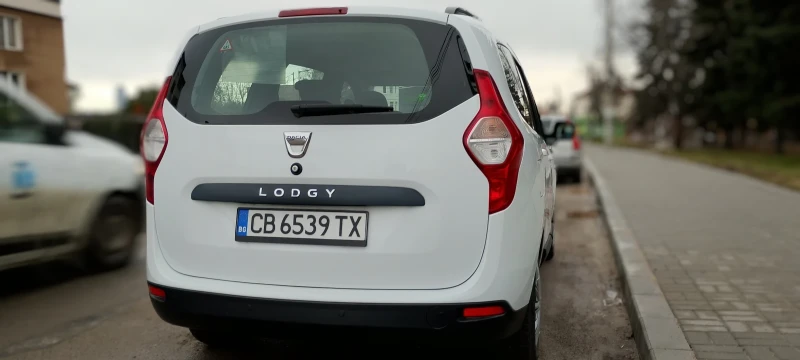 Dacia Lodgy 1.6 MPI / LPG - Отличен автомобил!, снимка 3 - Автомобили и джипове - 53295332