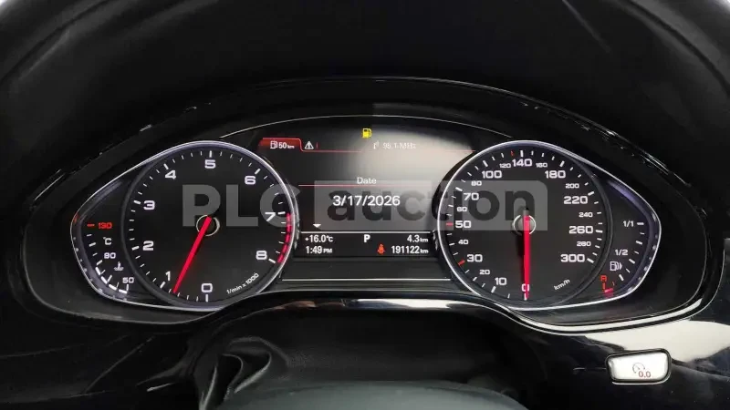 Audi A8 Адаптивно окачване (ECS)* Кожен салон* Люк, снимка 8 - Автомобили и джипове - 54076352