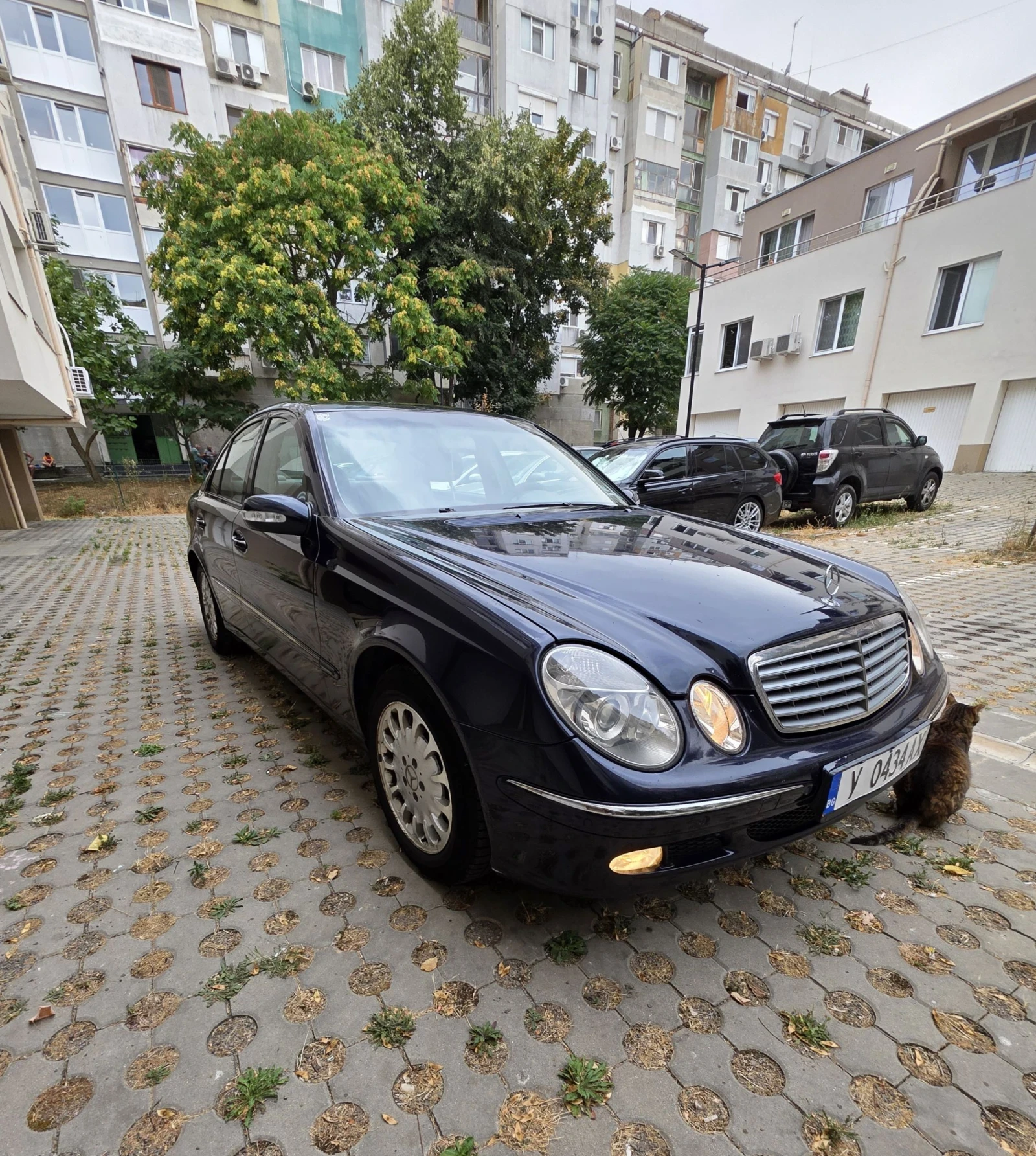 Mercedes-Benz E 220, снимка 1