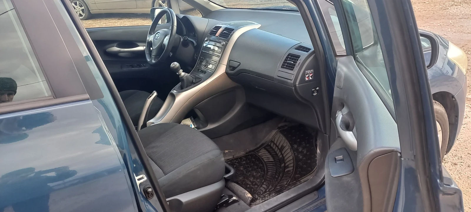 Toyota Auris 2.0 D4D - изображение 10