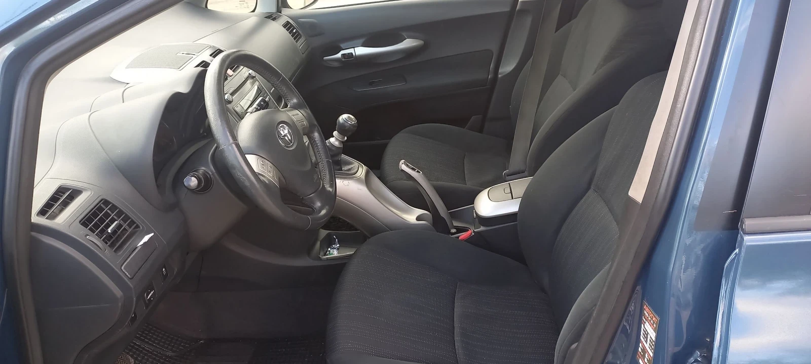 Toyota Auris 2.0 D4D - изображение 9