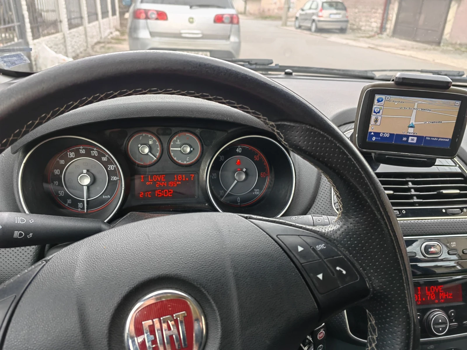 Fiat Punto 1.6 120 коня multijet  - изображение 9