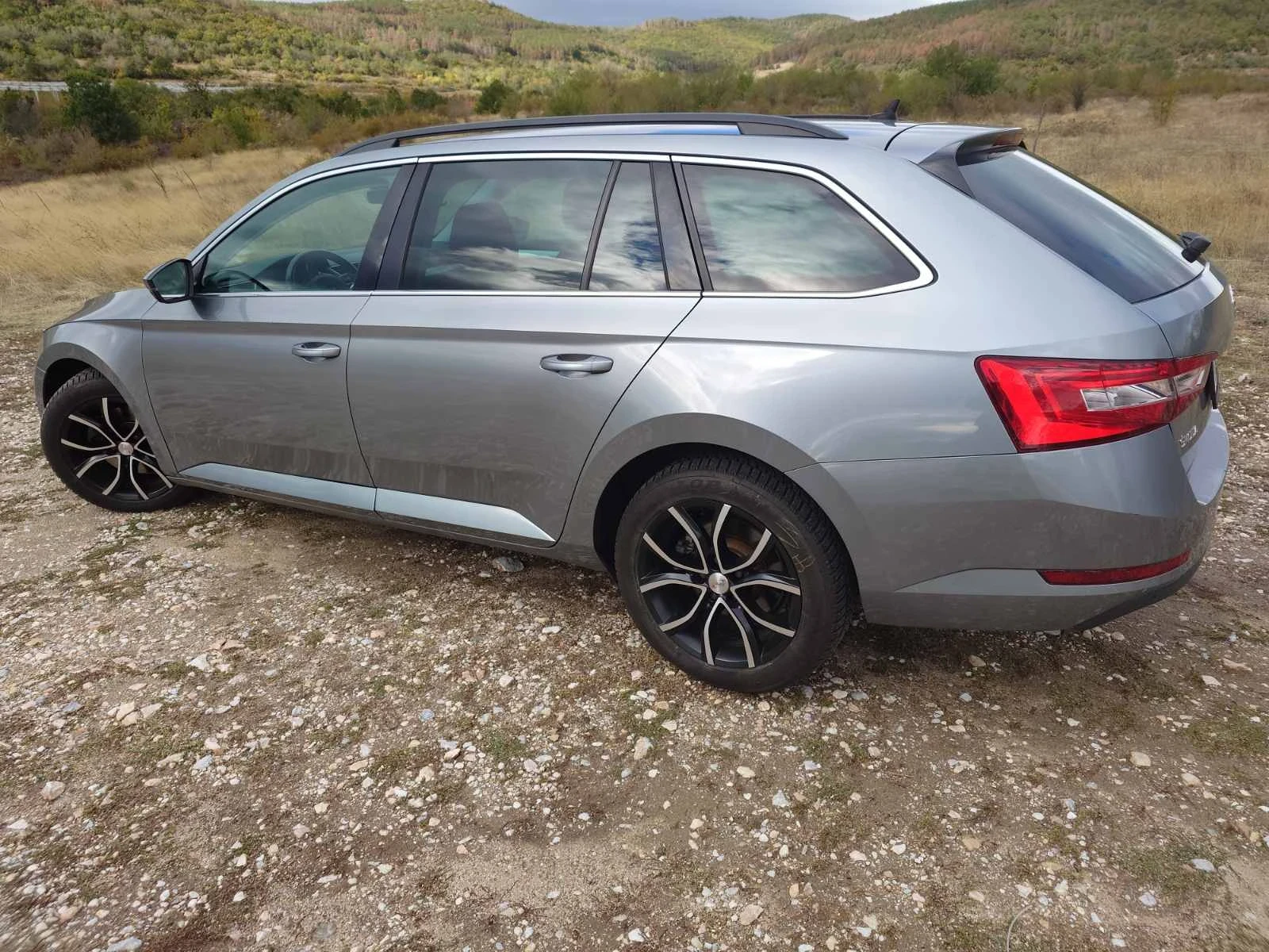 Skoda Superb  - изображение 4