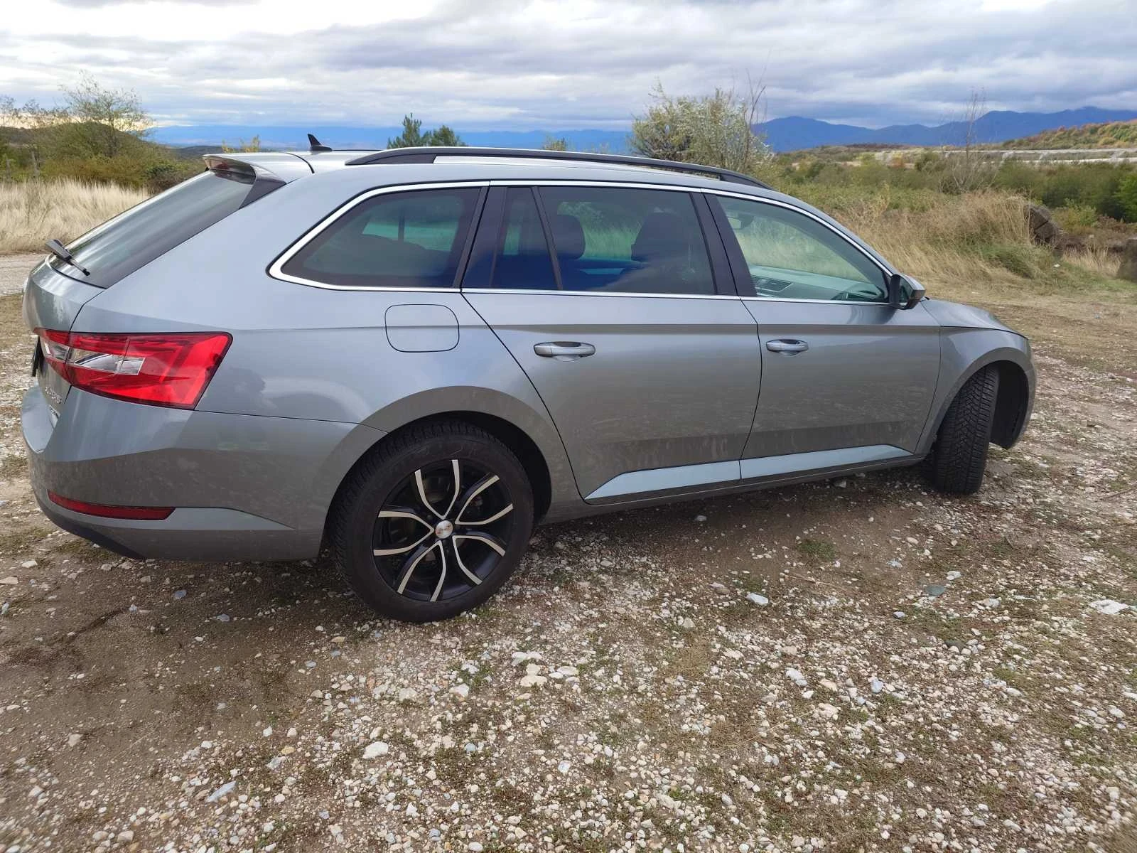 Skoda Superb  - изображение 2