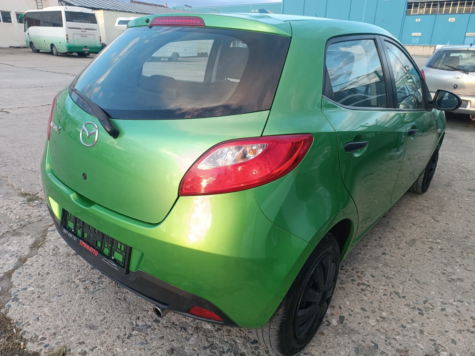 Mazda 2 1, 4i, С ВЕРИГА, ПЕРФЕКТНА, ПРОМО, ЛИЗИНГ  - изображение 4