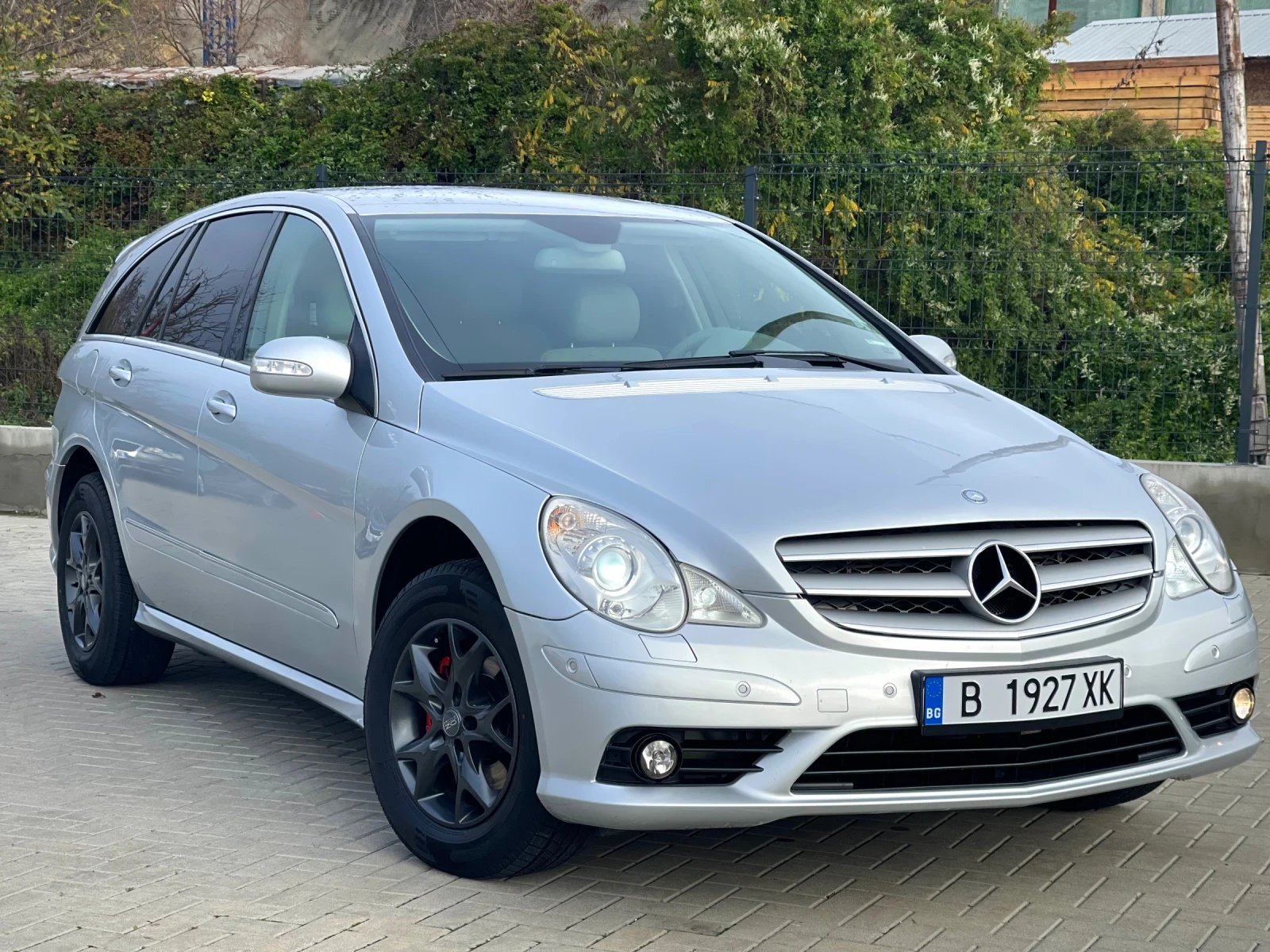 Mercedes-Benz R 320 4matik - изображение 3