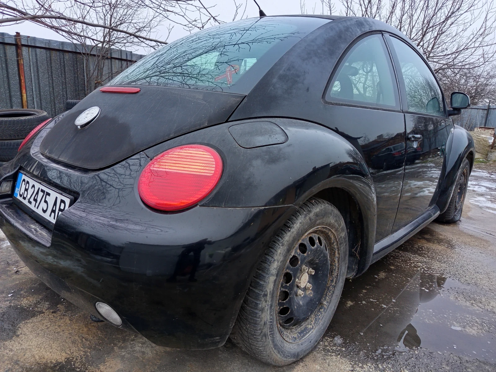 VW New beetle 2.0 115к.с - изображение 3