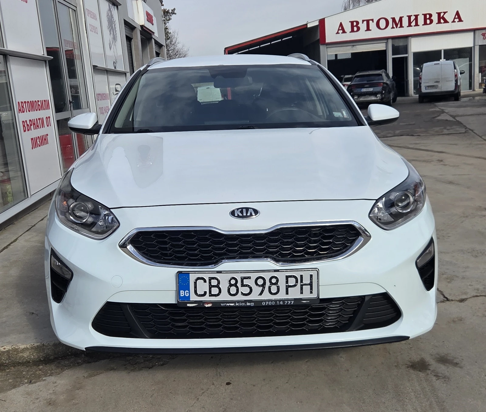 Kia Ceed 72 000km. 1.6 CRDi (115 Hp) - изображение 2