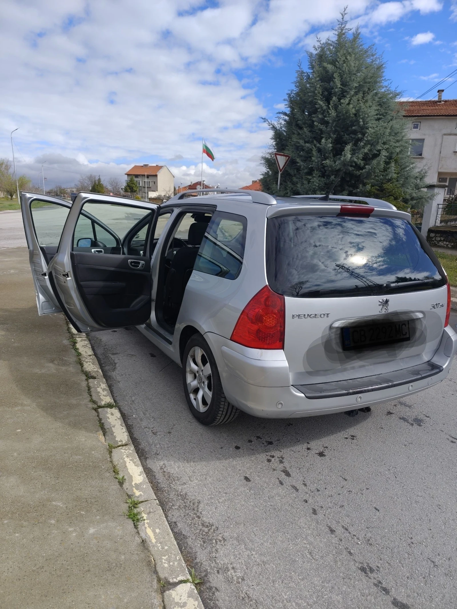 Peugeot 307 1 6 80kw, снимка 7 - Автомобили и джипове - 53611180