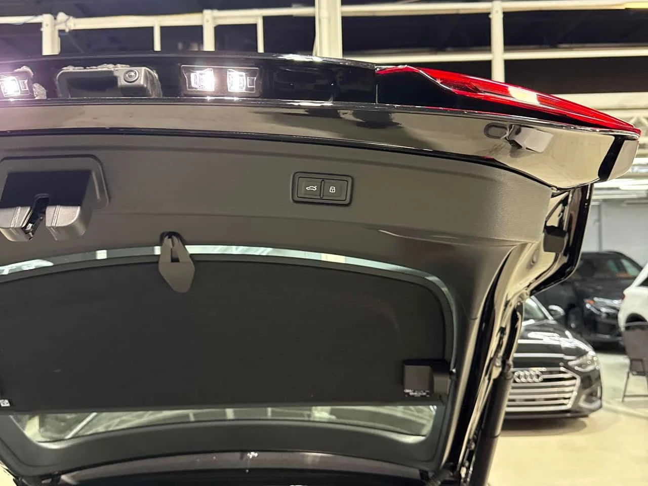 Audi S5  | Technik | DISTRONIC | PANORAMA |  CARFAX | Mobile.bg � ����������� 13