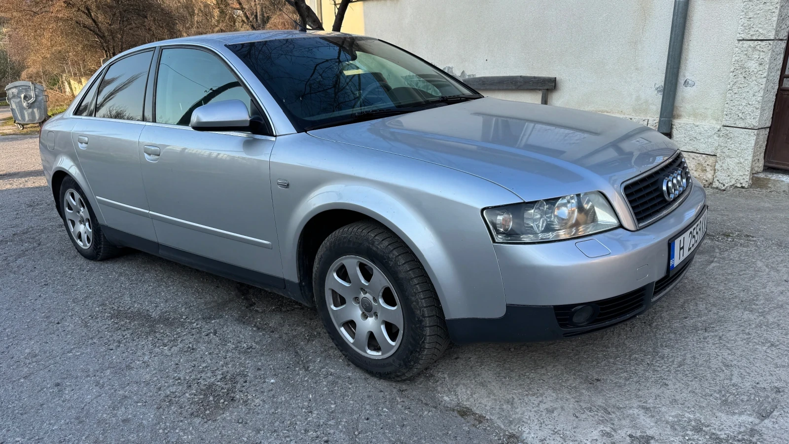 Audi A4 Газ/бензин, снимка 2 - Автомобили и джипове - 53848475