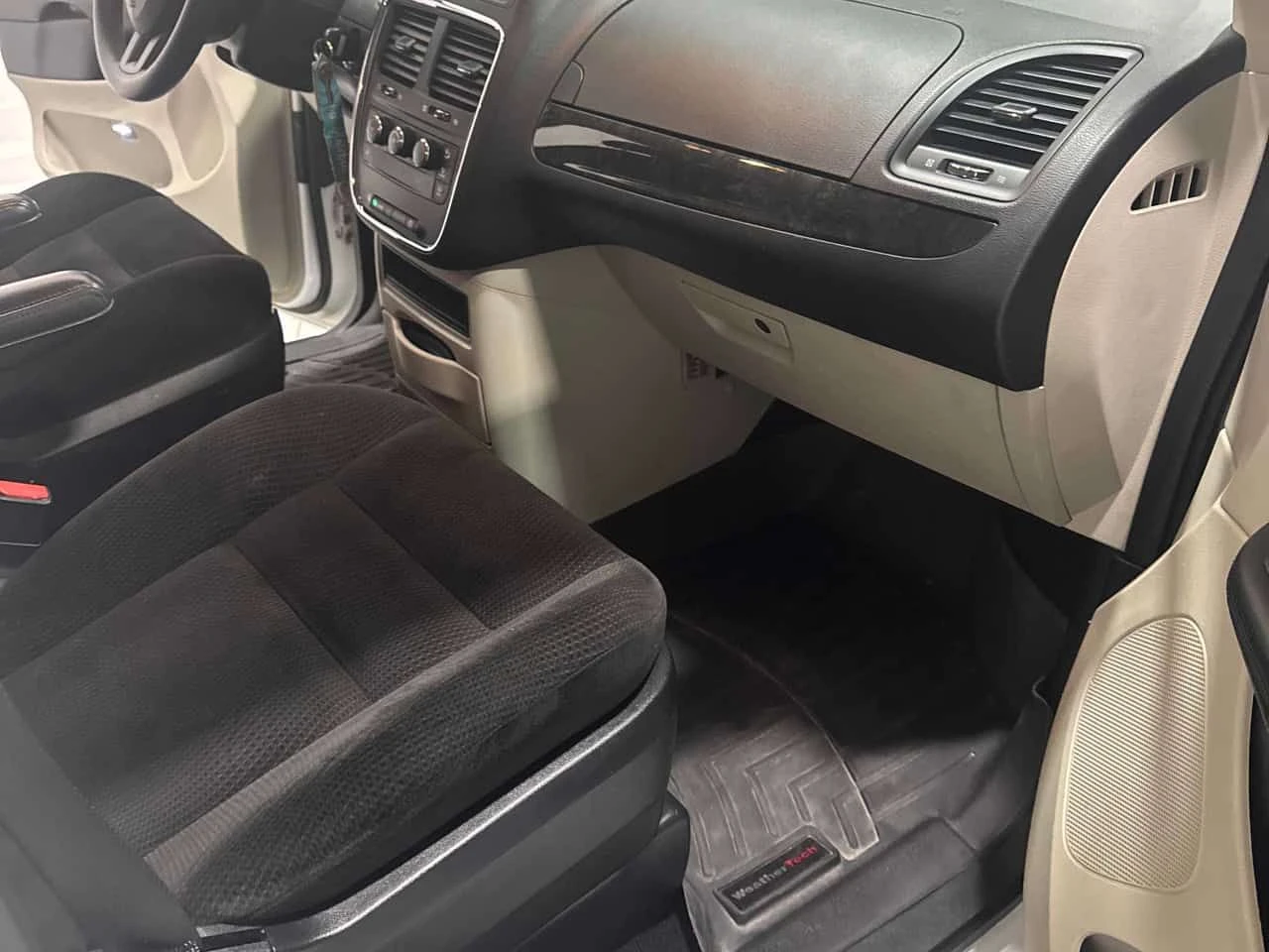 Dodge Caravan * Canada Value Package * KEYLESS*  | Mobile.bg � ����������� 16