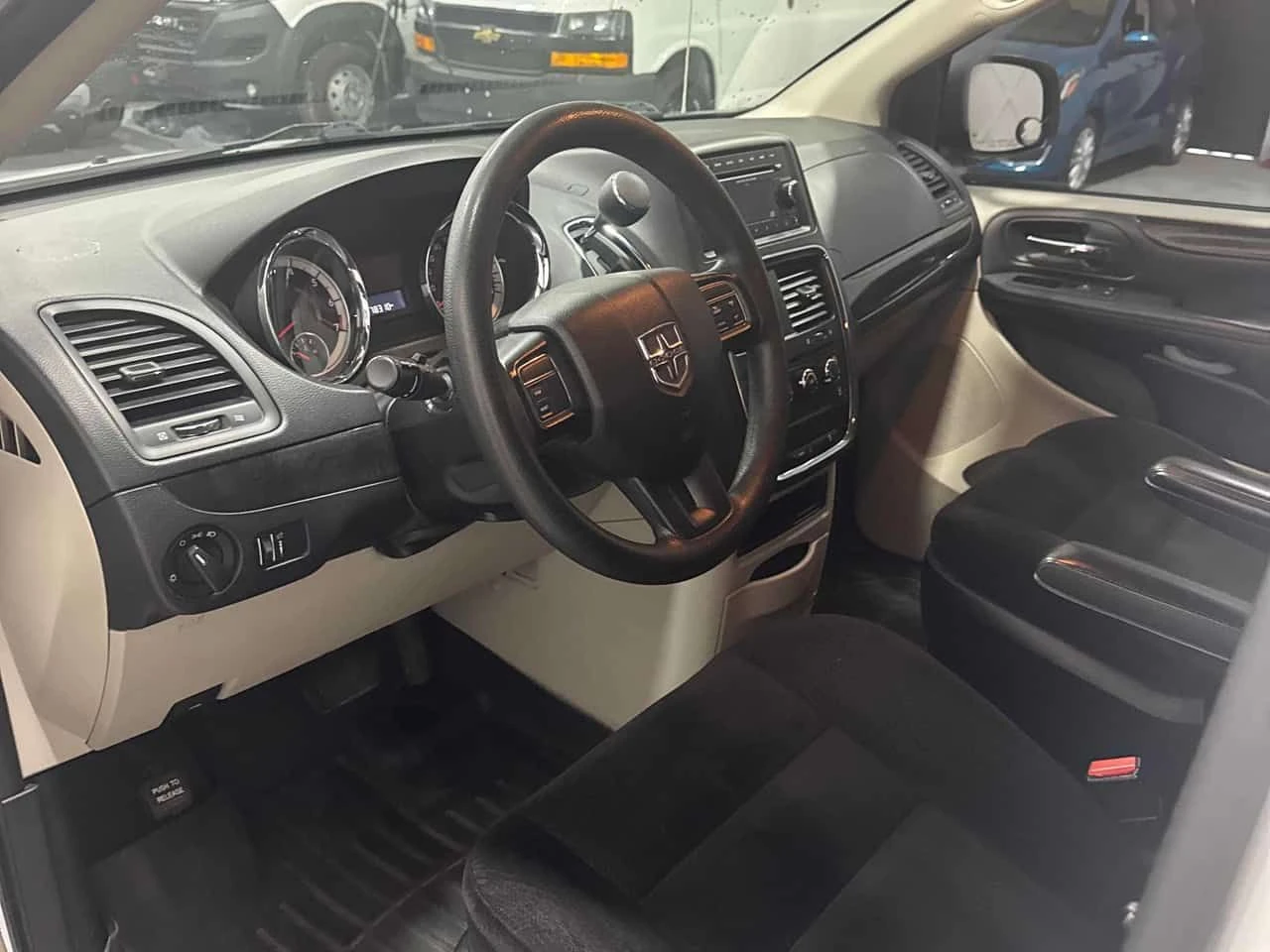 Dodge Caravan * Canada Value Package * KEYLESS*  | Mobile.bg � ����������� 5