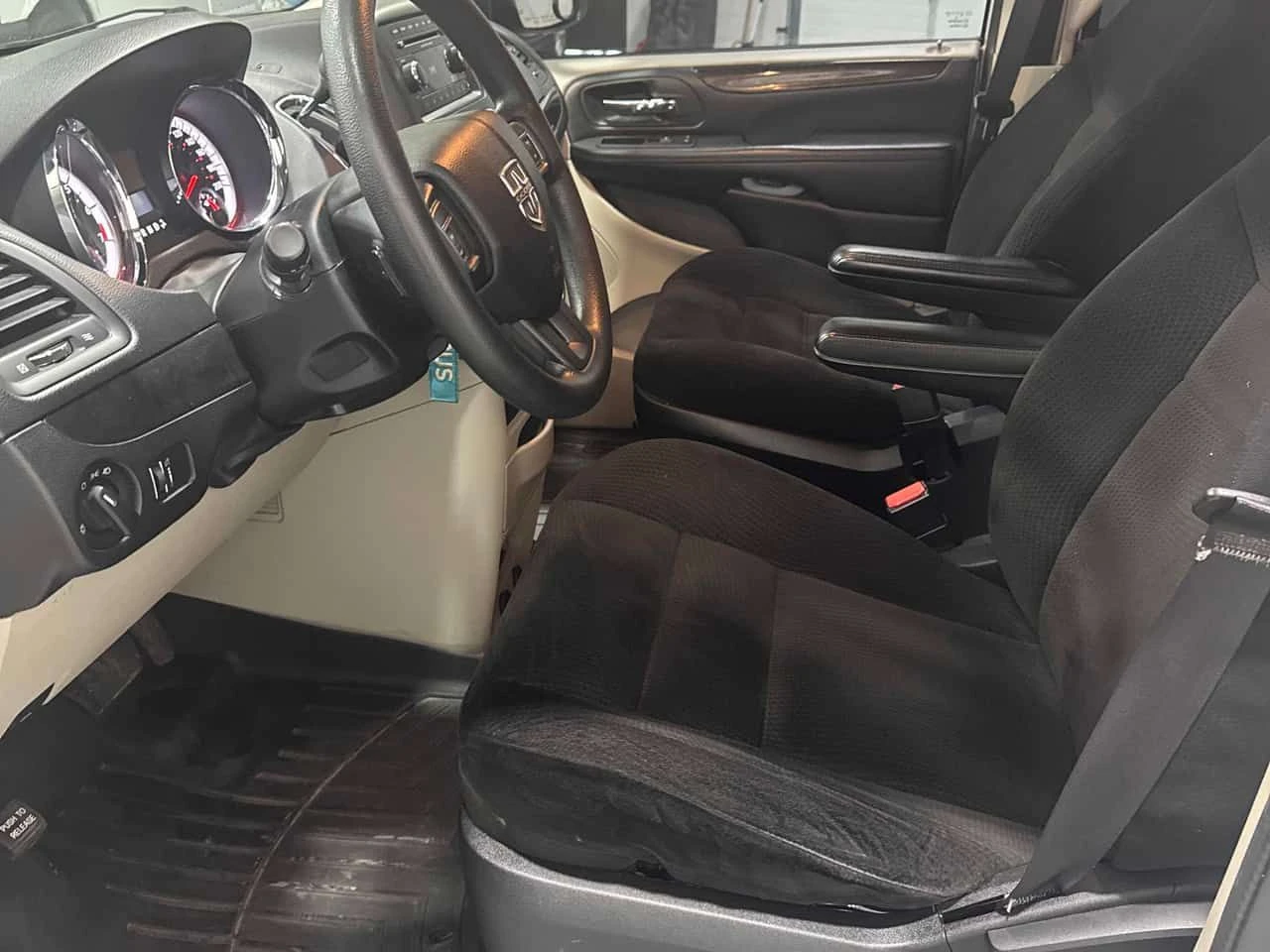 Dodge Caravan * Canada Value Package * KEYLESS*  | Mobile.bg � ����������� 10