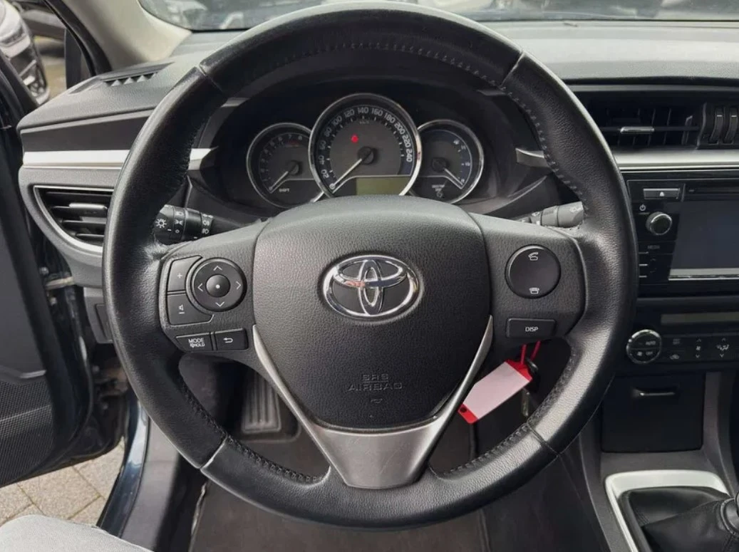 Toyota Corolla, снимка 2 - Автомобили и джипове - 54384241