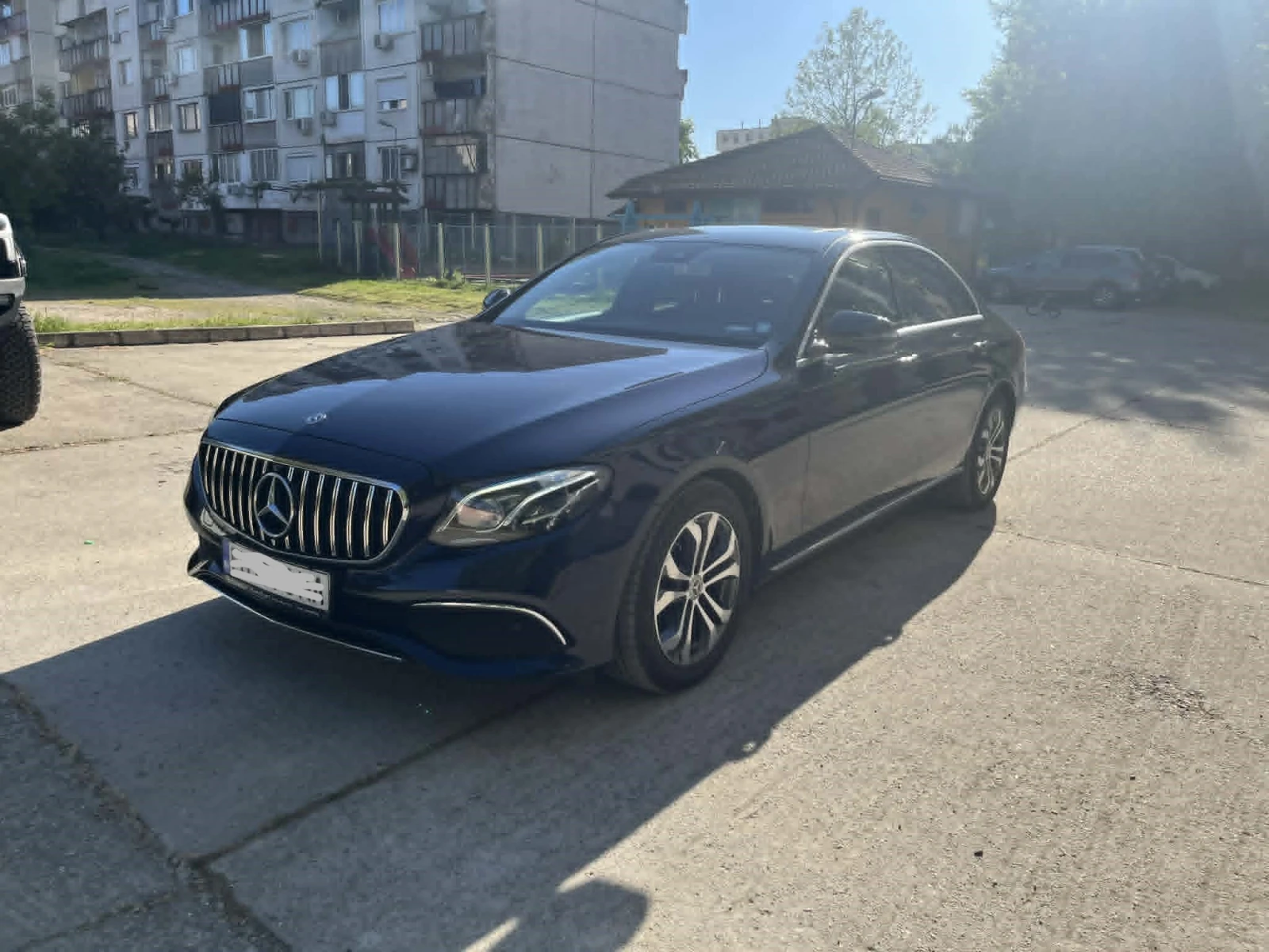 Mercedes-Benz E 200 4-matic 94000km от Силвър Стар, снимка 2 - Автомобили и джипове - 54510456