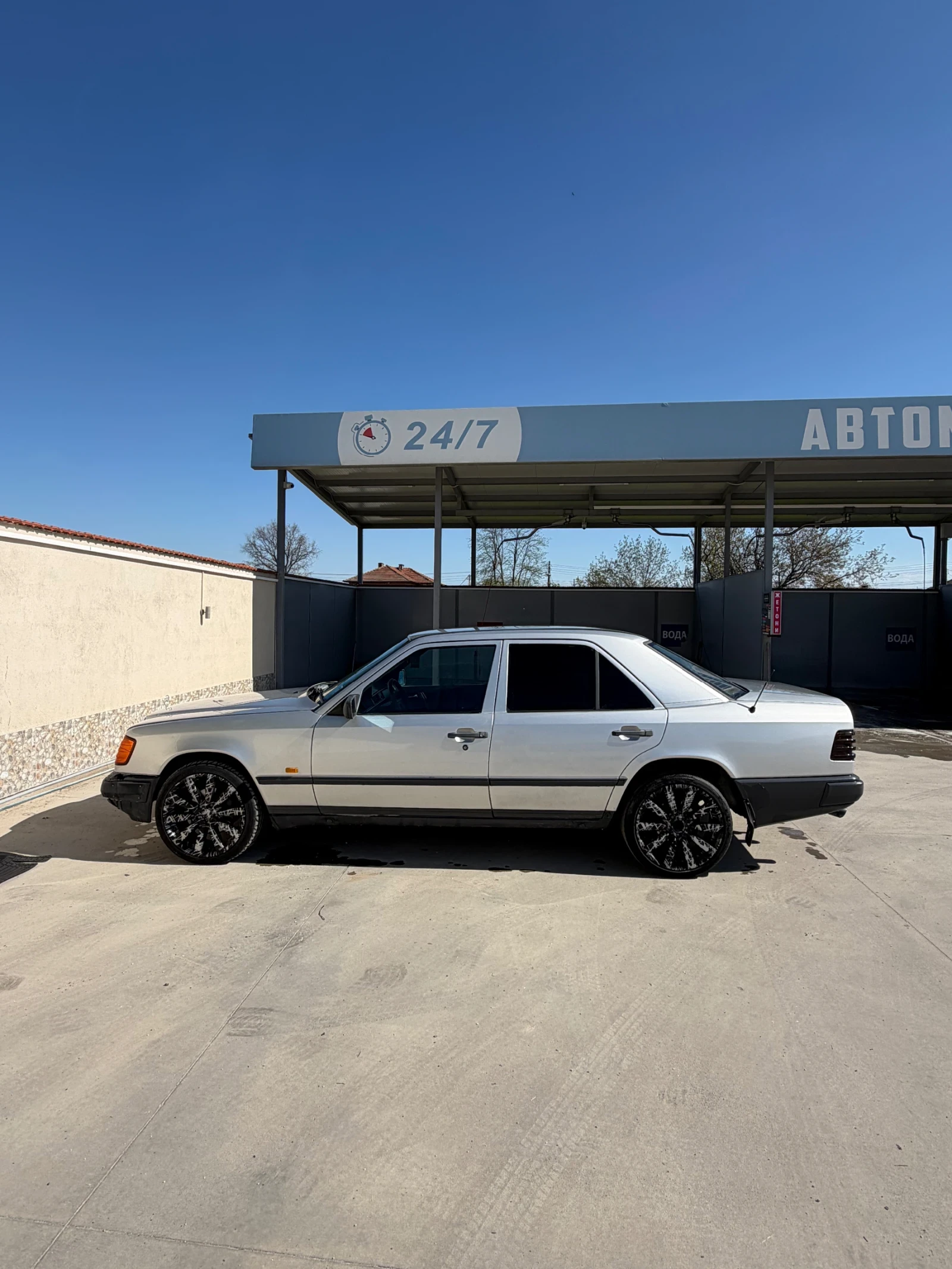 Mercedes-Benz 124, снимка 2 - Автомобили и джипове - 54797472