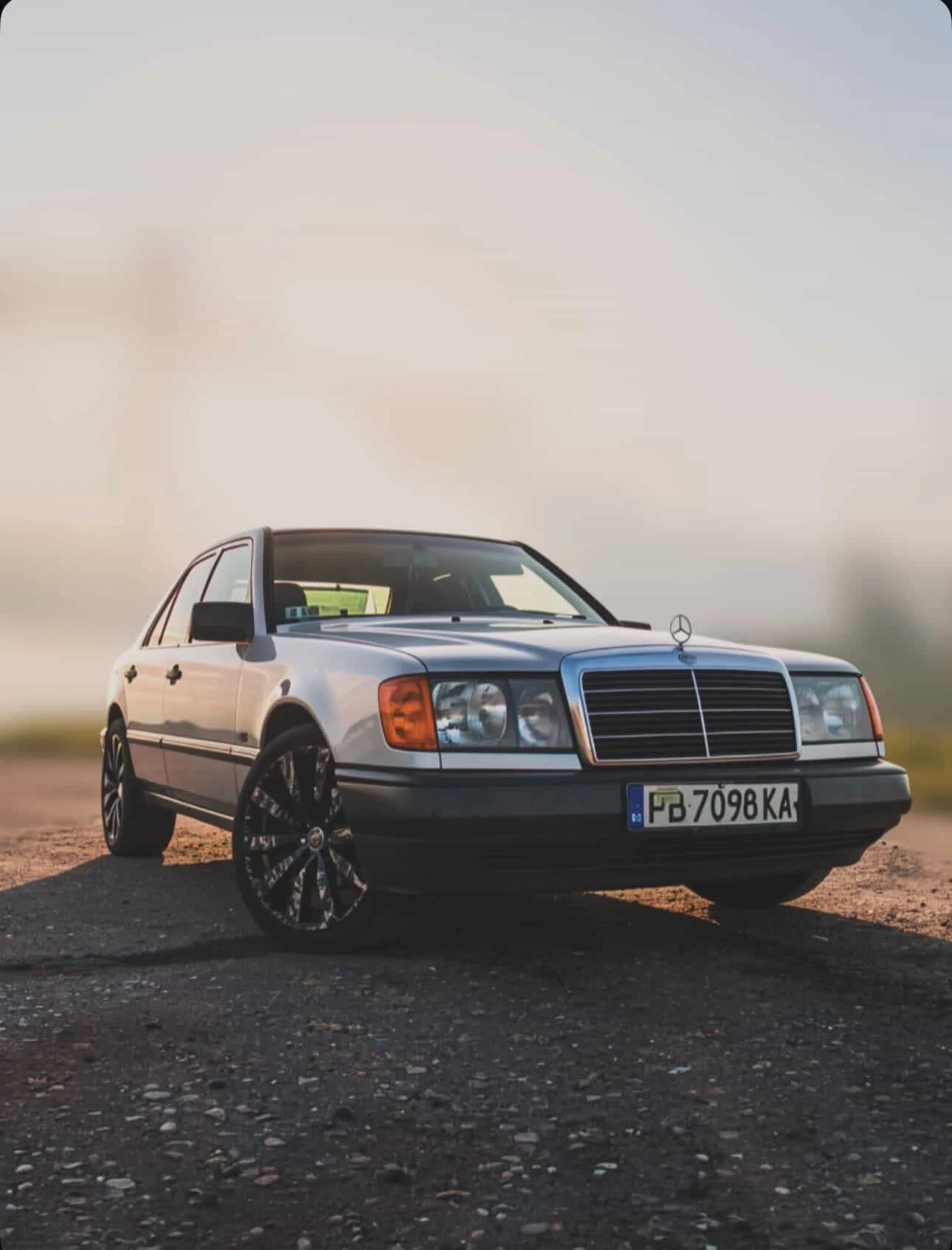 Mercedes-Benz 124, снимка 9 - Автомобили и джипове - 54797472