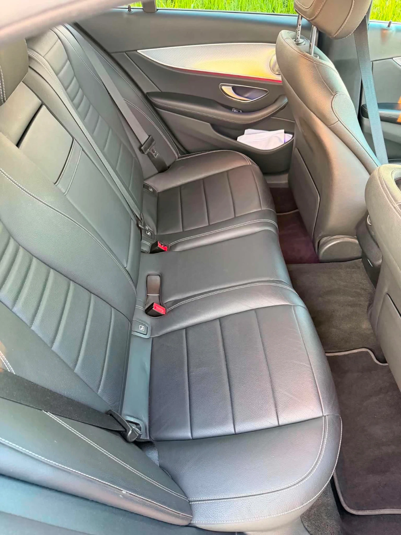 Mercedes-Benz E 220 4matic 360 камери, снимка 11 - Автомобили и джипове - 55050532