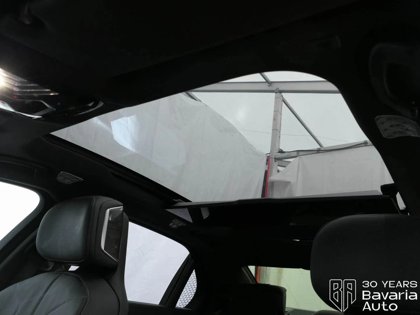 BMW i7 M70 xDrive, снимка 9 - Автомобили и джипове - 55103245