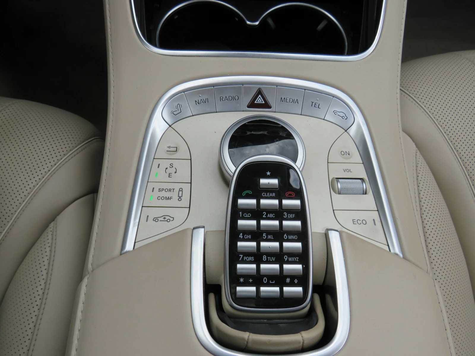 Mercedes-Benz S 550 MAYBACH LONG LED PANO DISTRONIC, снимка 14 - Автомобили и джипове - 55568221