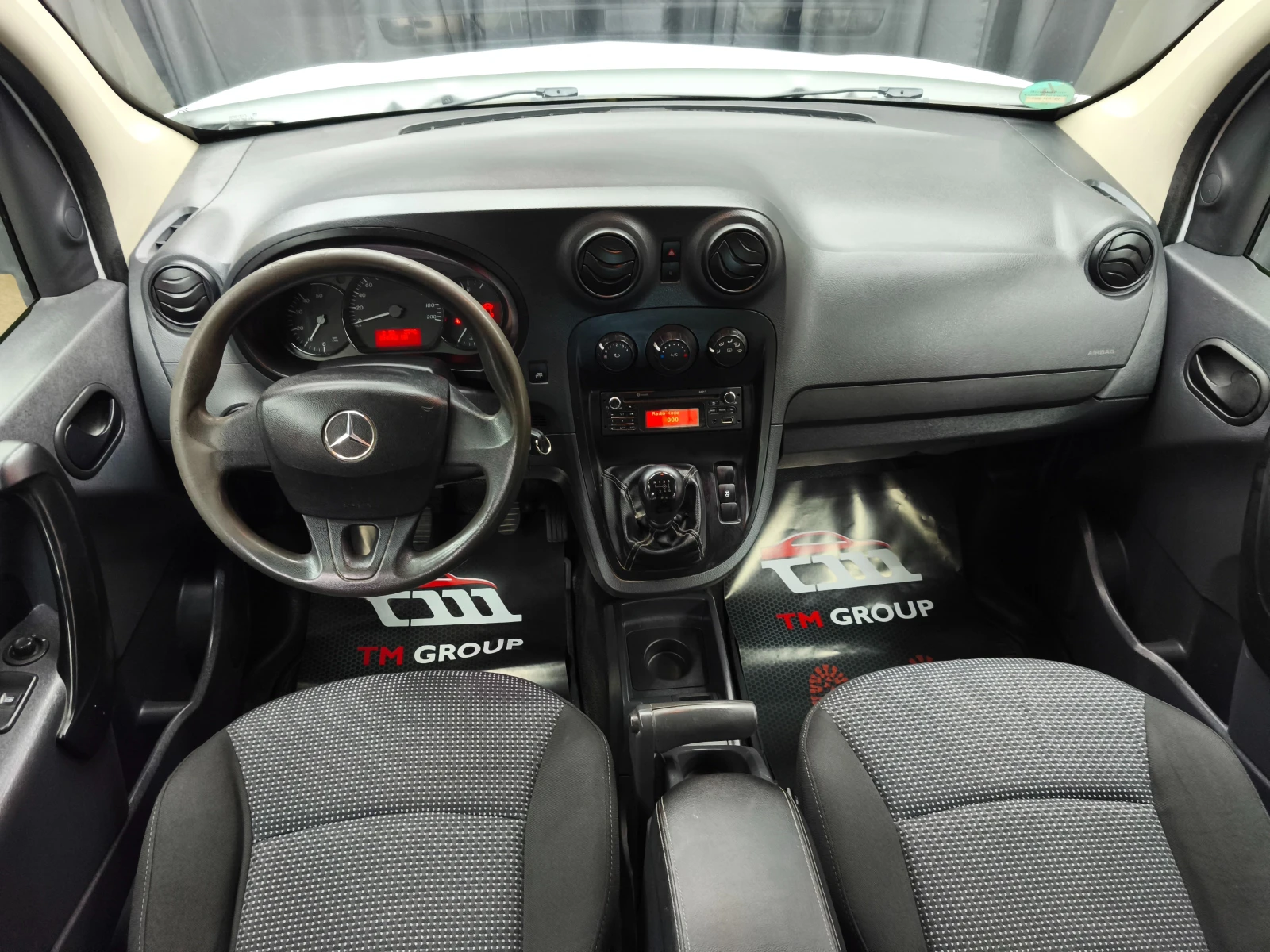 Mercedes-Benz Citan 1.5dci 110k.c MAXI, снимка 14 - Автомобили и джипове - 56117927