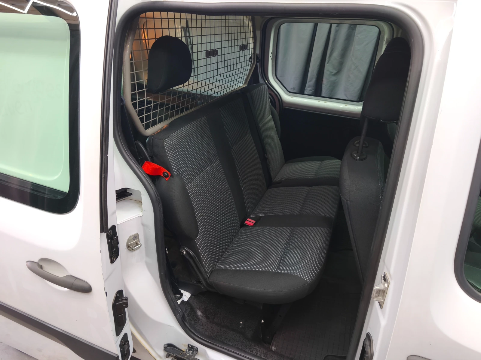 Mercedes-Benz Citan 1.5dci 110k.c MAXI, снимка 11 - Автомобили и джипове - 56117927
