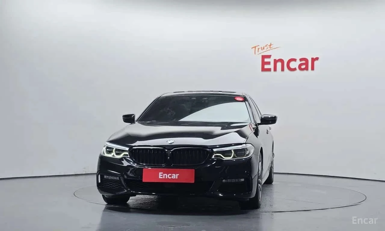BMW 520 d xDrive M Sport | АВТОФИНАНСИРАНЕ , снимка 3 - Автомобили и джипове - 56167272