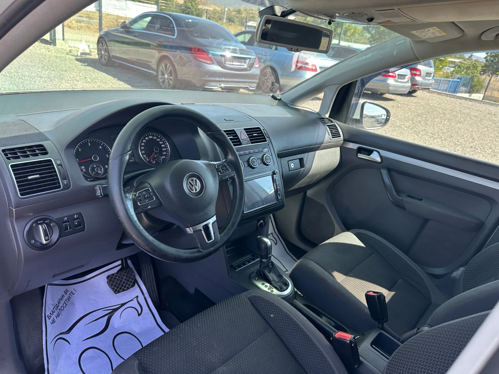 VW Touran 2.0TDI* 140к.с* АВТОМАТИК* НАВИ* КЛИМАТРОНИК, снимка 7 - Автомобили и джипове - 56182814