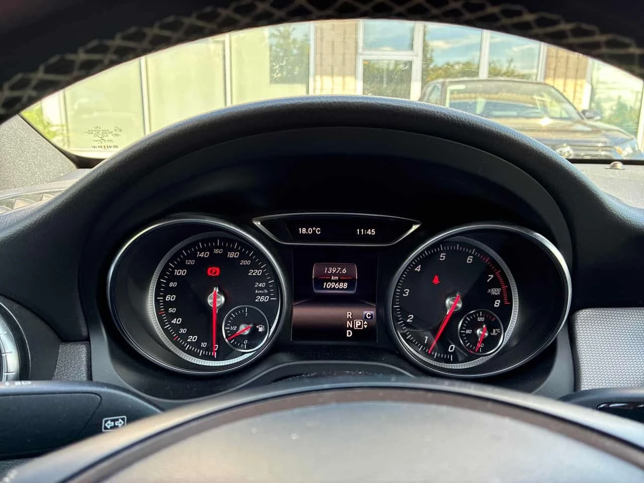 Mercedes-Benz CLA 250 * АВТОКРЕДИТ * ГЛАВНО ПРЕДСТАВИТЕЛСТВО, снимка 8 - Автомобили и джипове - 56192414