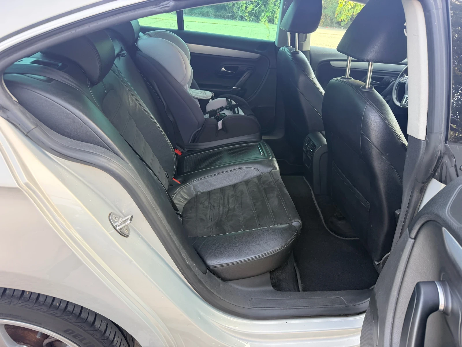 VW Passat 2.0 ТДИ, снимка 10 - Автомобили и джипове - 56437288