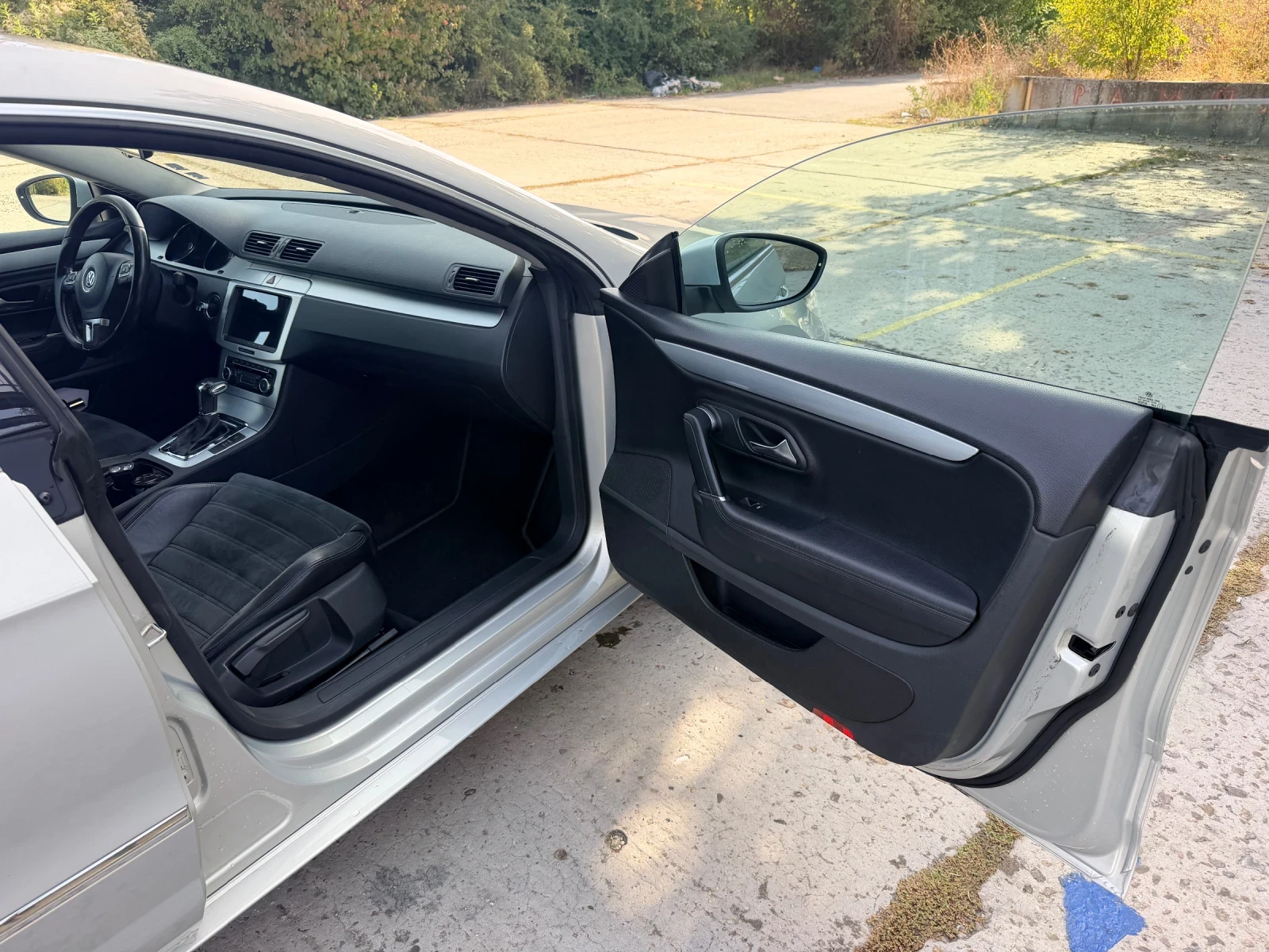 VW Passat 2.0 ТДИ, снимка 16 - Автомобили и джипове - 56437288