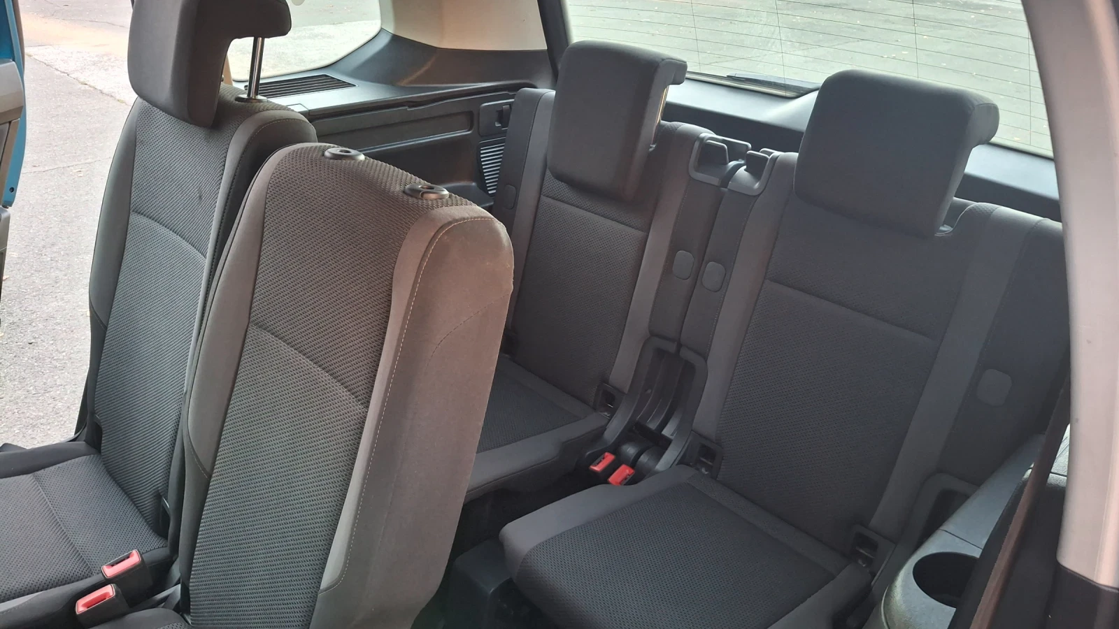 VW Touran, снимка 5 - Автомобили и джипове - 56686969